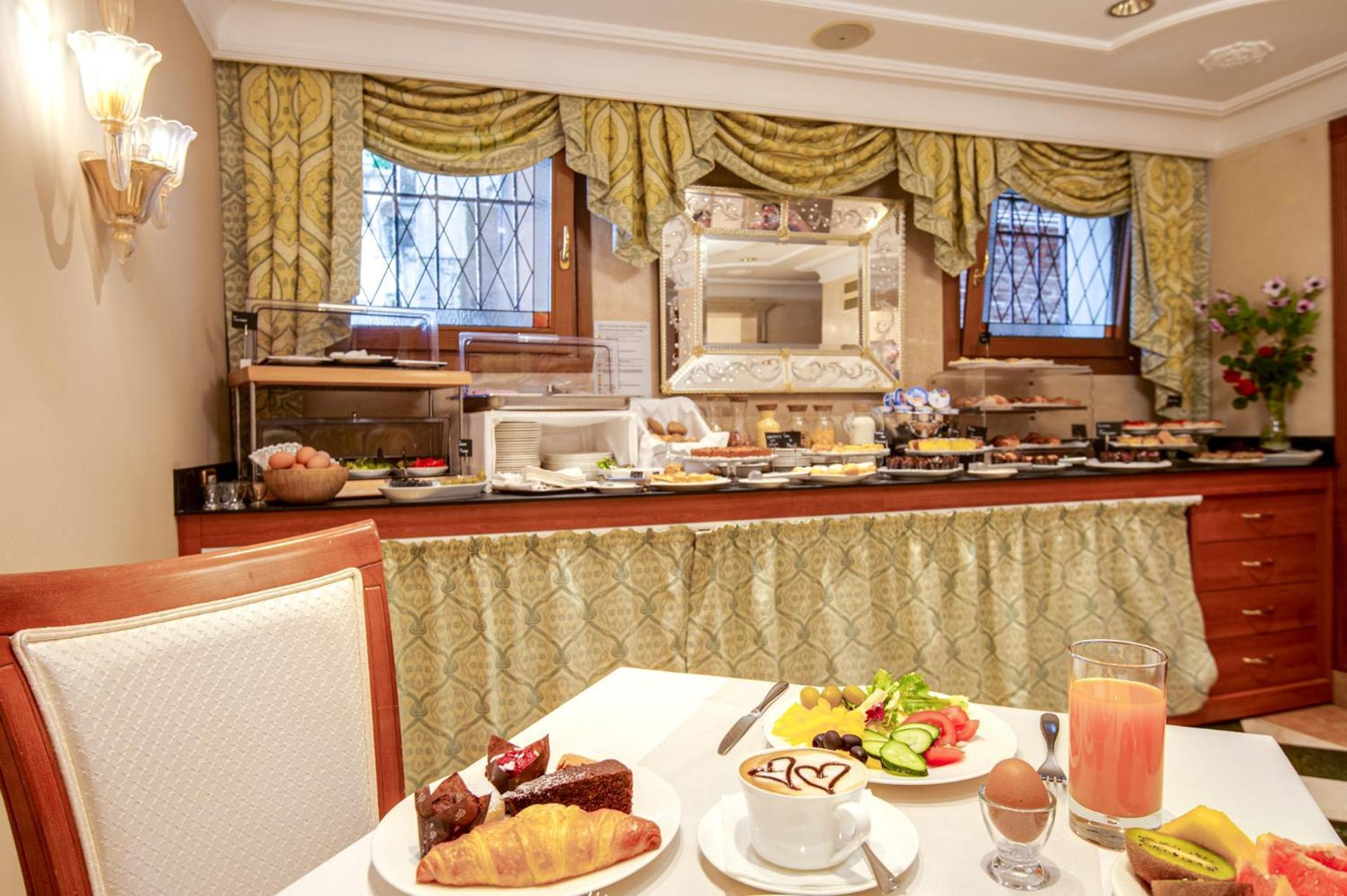 Hotel Antiche Figure Venice Ngoại thất bức ảnh